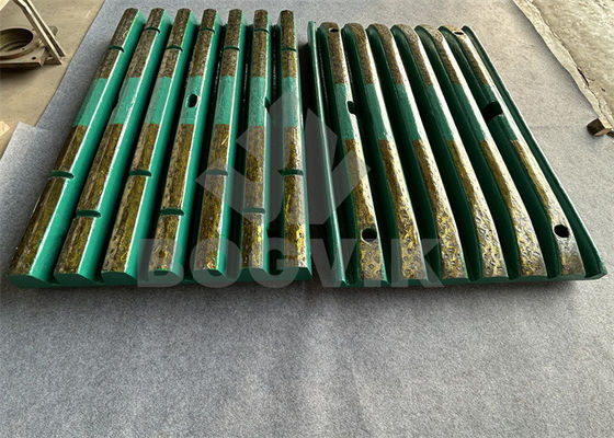 Manganês com Carbide de Titânio Insert Crusher Liners