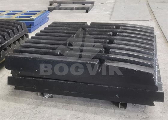 Placa de mandíbula fixa de alto manganês C150 Jaw Liner MM0578984 com dentes de pedreira
